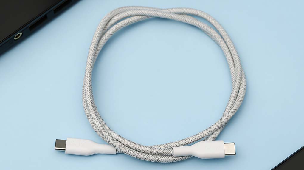 Cáp Type C - Type C 1m Playa PM2004 - Dây cáp dài 1 m, kết nối nguồn điện và thiết bị dễ dàng