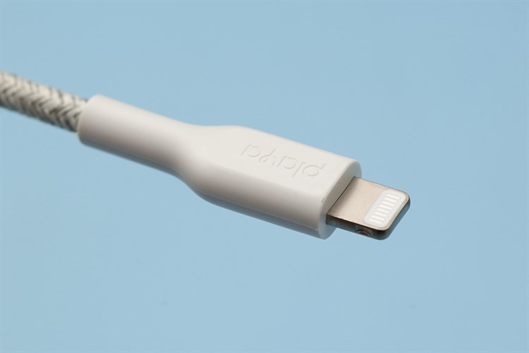 Cáp Type C - Lightning MFI 1m Playa PM1004 Màu Trắng
