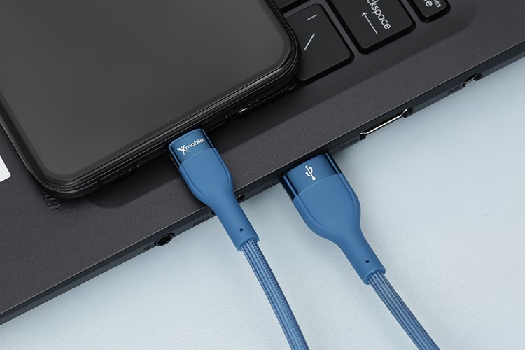 Cáp sạc và truyền dữ liệu USB-A - Lightning 12W 1m Xmobile L2205 Màu Xanh Navy