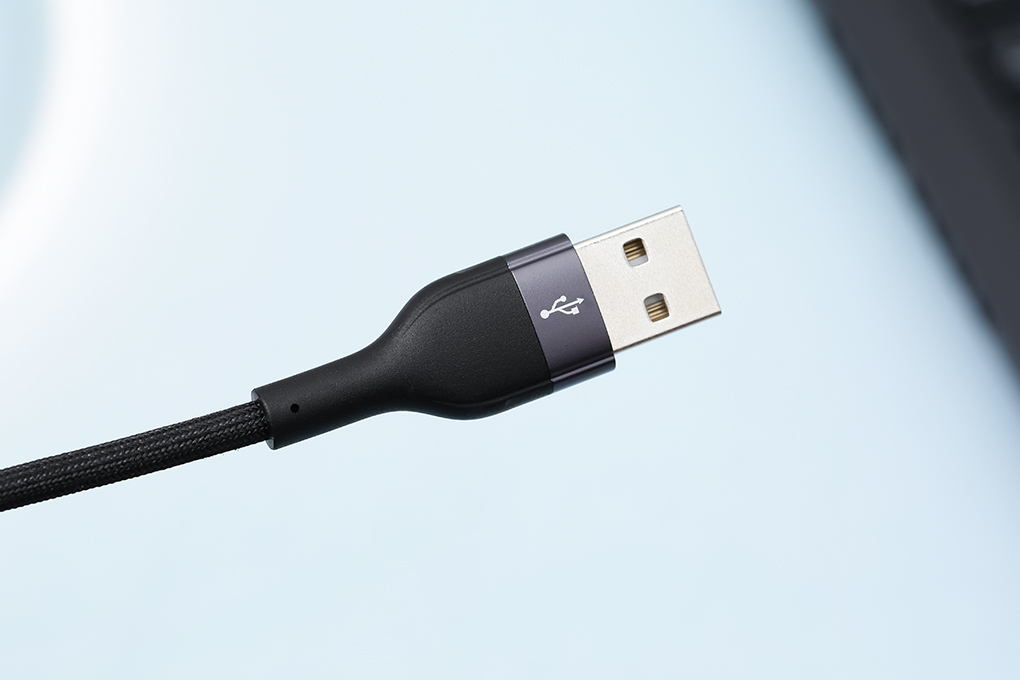 Cáp sạc và truyền dữ liệu USB-A - Type-C 15W 1m Xmobile L2205 Màu Đen