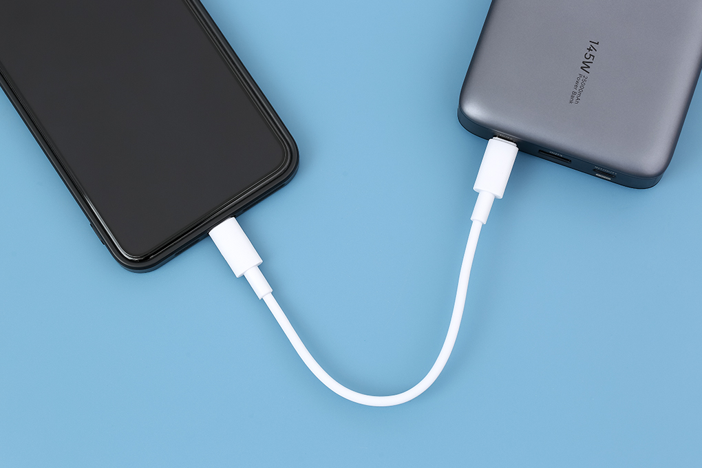 Cáp sạc nhanh và truyền dữ liệu Type-C - Lightning 30W 0.2m Xmobile CS-DC06 Màu Trắng