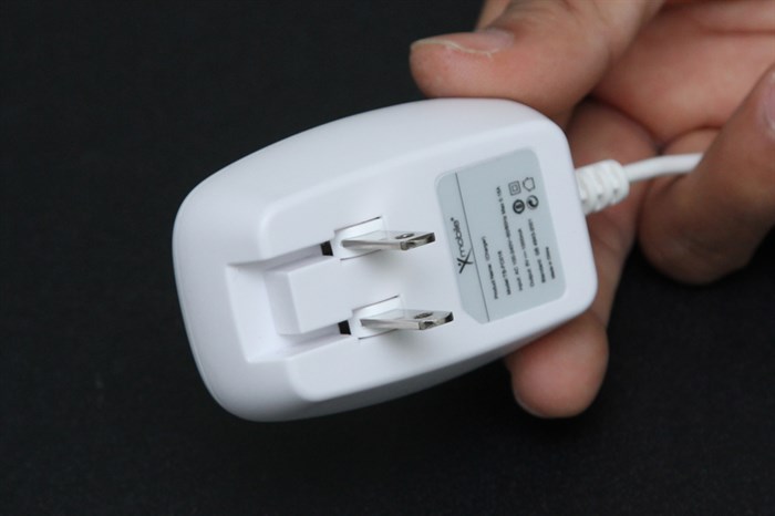 Sạc dây Micro USB 1 m Xmobile Màu Trắng