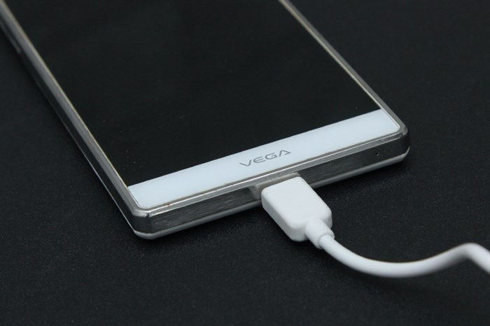 Sạc dây Micro USB 1 m Xmobile Màu Trắng