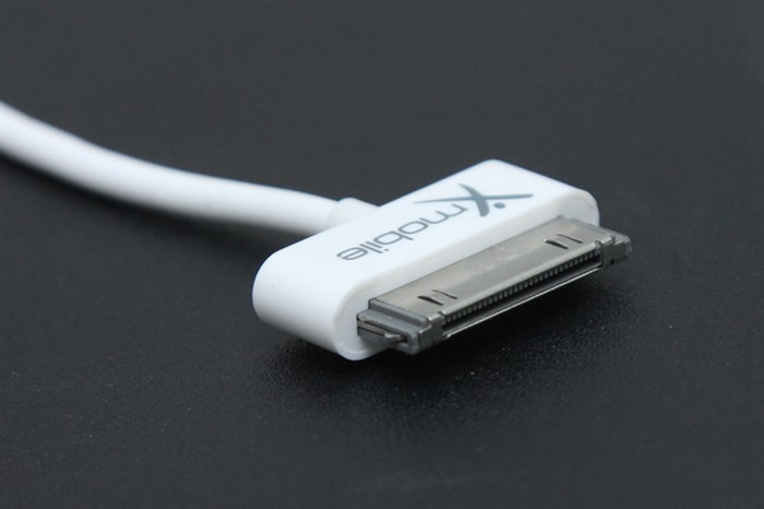 Dây cáp iPhone 4 - iPhone 4s 1 m Xmobile Màu Trắng