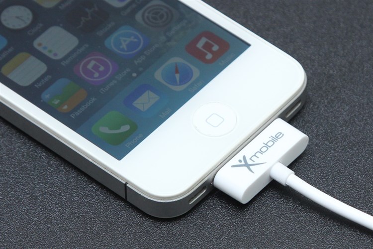 Dây cáp iPhone 4 - iPhone 4s 1 m Xmobile Màu Trắng