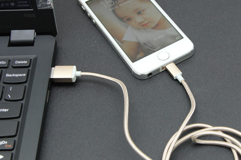 Dây cáp Lightning 1 m Xmobile AL06-1000 - Đảm bảo duy trì ổn định khi kết nối thiết bị với laptop Dây cáp Lightning 1 m Xmobile AL06-1000 - Đảm bảo duy trì ổn định khi kết nối thiết bị với laptop