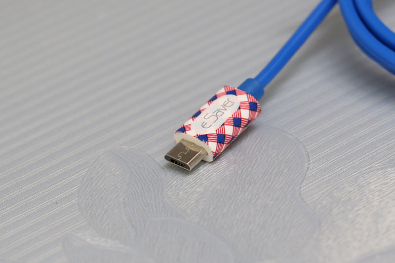 Dây cáp Micro USB 1 m eSaver DS120-TB - Đầu cáp microUSB sử dụng được cho hầu hết các cổng sạc trên điện thoại hiện nay Dây cáp Micro USB 1 m eSaver DS120-TB - Đầu cáp microUSB sử dụng được cho hầu hết các cổng sạc trên điện thoại hiện nay