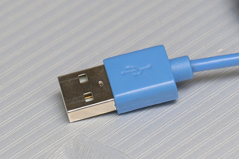Dây cáp Micro USB 1 m eSaver DS118-TB - Đầu cáp USB cắm vào cổng USB trên laptop, pin sạc, adapter… Dây cáp Micro USB 1 m eSaver DS118-TB - Đầu cáp USB cắm vào cổng USB trên laptop, pin sạc, adapter…