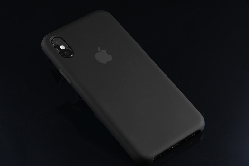 Ốp lưng iPhone X Silicone Apple MQT12 Đen Màu Đen