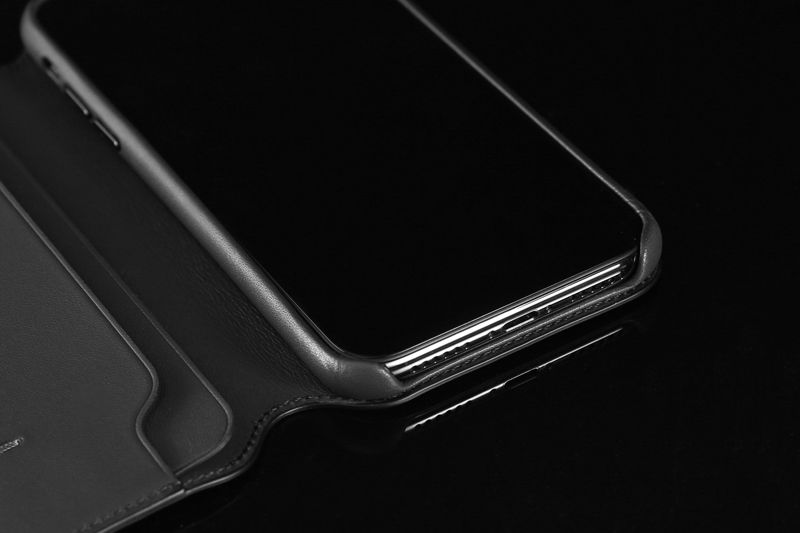 Ốp lưng iPhone X Nấp gập Folio Apple MQRY2 Màu Đen