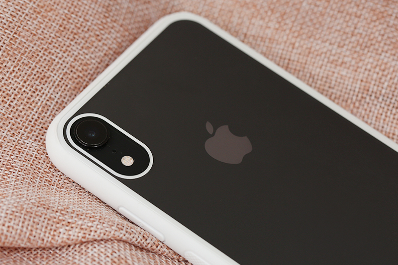 Ốp lưng iPhone XR Nhựa cứng viền dẻo Glass simple II JM trắng