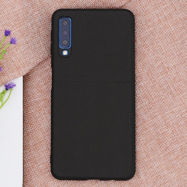 Ốp lưng Galaxy A7 2018 Nhựa dẻo Lineup JM đen