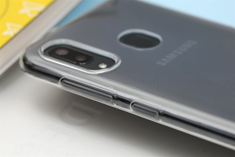 Ốp lưng Galaxy A30 Nhựa dẻo Nake Slim JM Màu Trắng