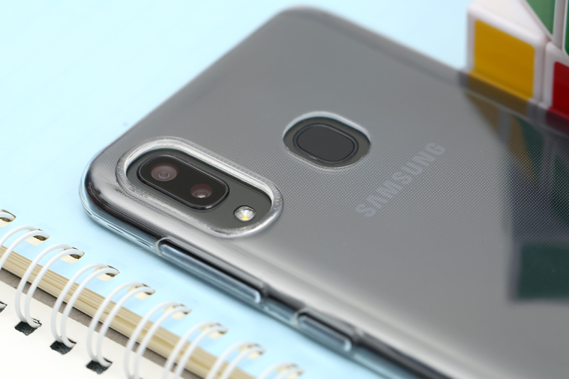 Ốp lưng Galaxy A30 Nhựa dẻo Nake Slim JM Màu Trắng