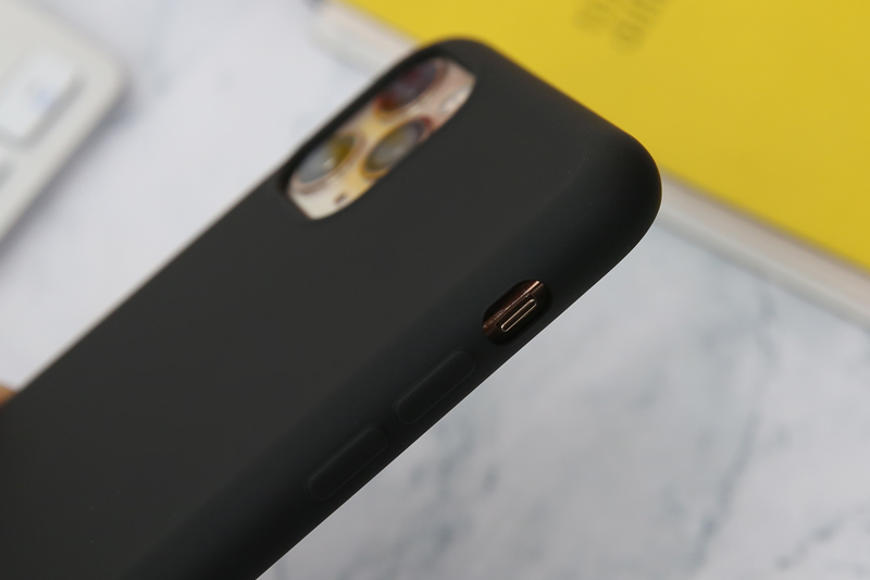 Ốp lưng iPhone 11 Pro Max Nhựa dẻo Silicone Felt COSANO