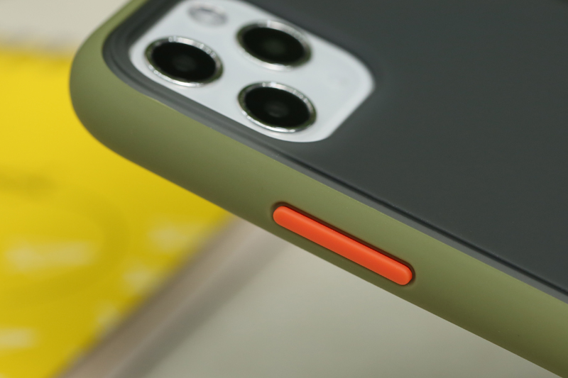 Ốp lưng iPhone 11 Pro Nhựa cứng viền dẻo Moral OSMIA