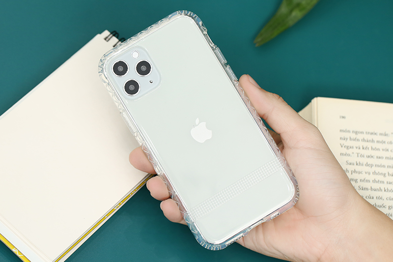 Ốp lưng iPhone 11 Pro Nhựa dẻo Noble Nake JM