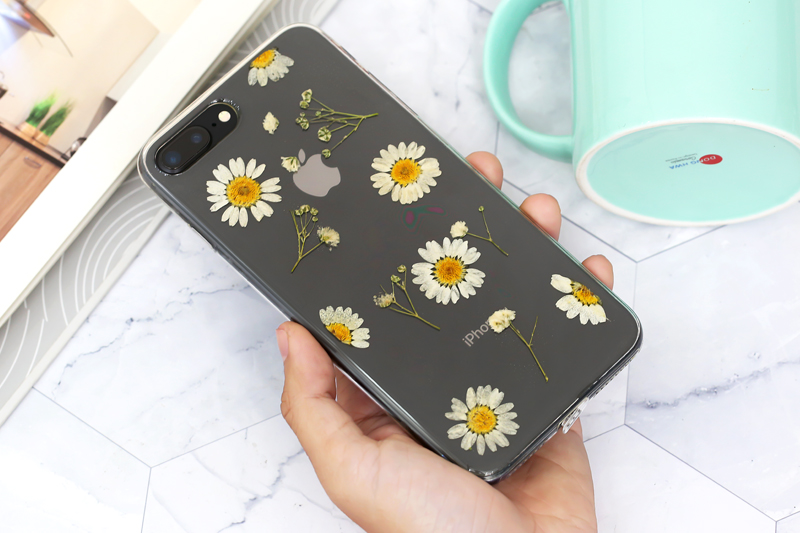 Ốp lưng iPhone 7/8+ Nhựa dẻo EPOXY II JM JML058 Hoa Daisy