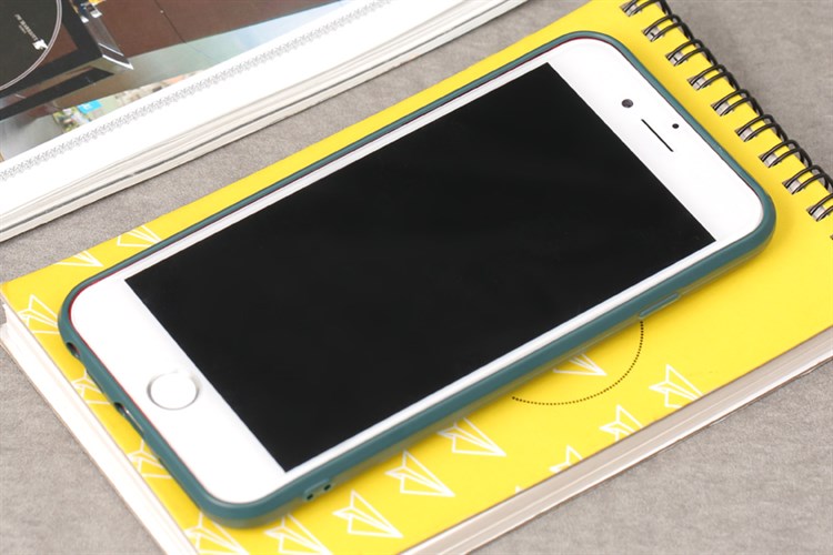 Ốp lưng iPhone 7/8 Nhựa dẻo Portude JM Màu Xanh lá