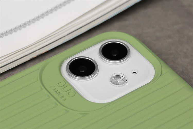 Ốp lưng iPhone 11 Nhựa dẻo Luggage Kick JM Màu Xanh mint