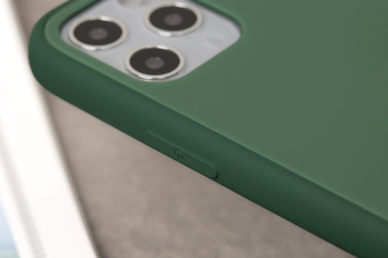 Ốp lưng iPhone 11 Pro Nhựa cứng viền dẻo Tempered Glass silk OSMIA