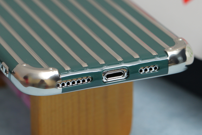 Ốp iPhone 11 Pro Max Nhựa dẻo Electroplating Luggage Case COSANO