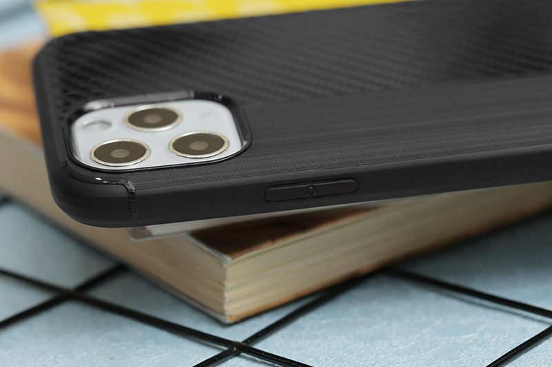 Ốp lưng iPhone 11 Pro Nhựa dẻo Carbon Mix OSMIA