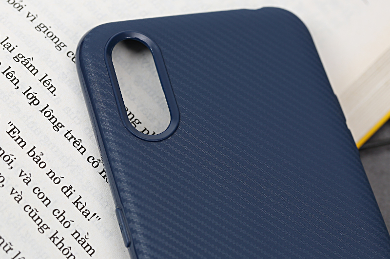 Ốp lưng Galaxy A01 Nhựa dẻo Paint Carbon Fibre TPU COSANO