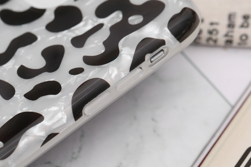 Ốp lưng iPhone 11 Nhựa dẻo Shell IMD OSMIA Da báo