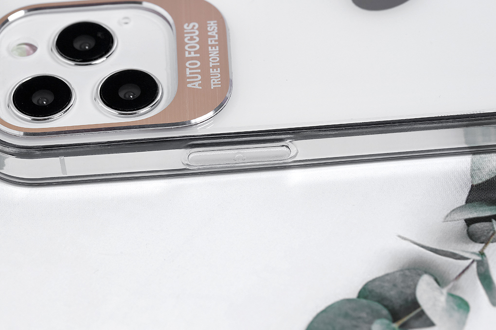 Ốp lưng iPhone 12/12 Pro Nhựa dẻo Metalic MEEKER