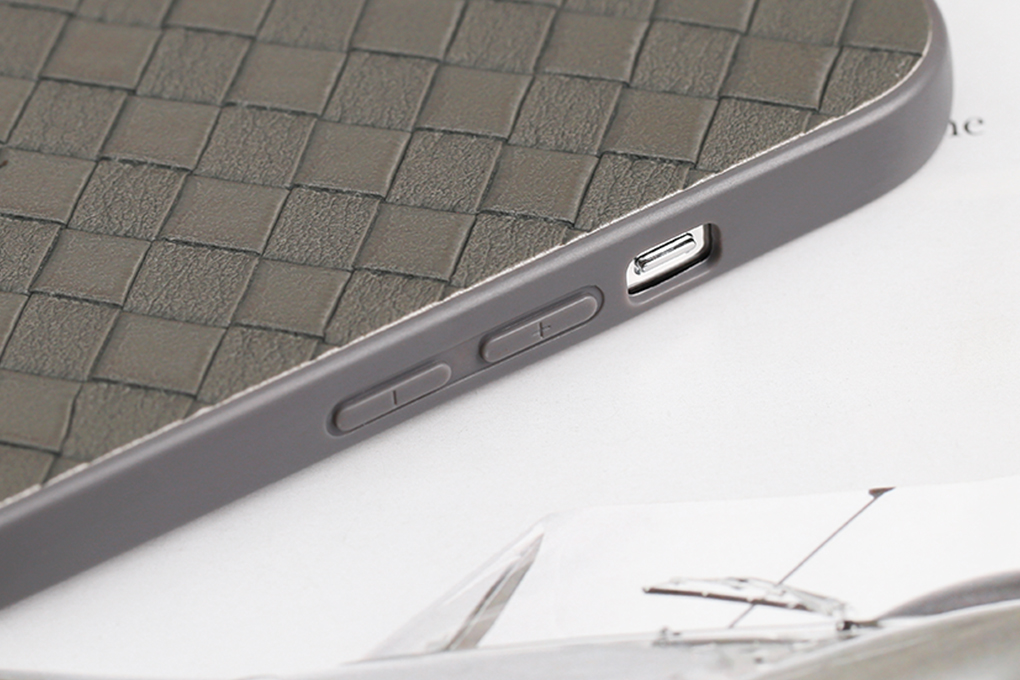 Ốp lưng iPhone 12 Pro Max Nhựa cứng viền dẻo BV JM
