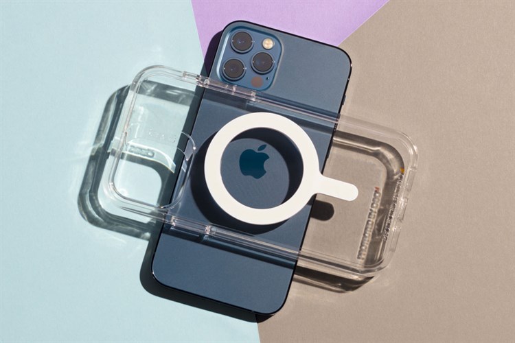 Ốp lưng Magsafe iPhone 12/12 Pro Silicone GEAR4 D3O Crystal Palace Snap Chính hãng Màu Trắng