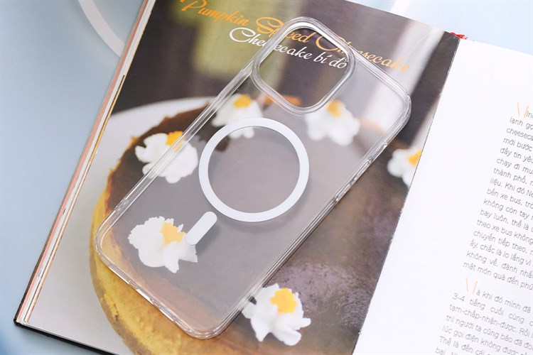 Ốp lưng Magsafe iPhone 13 Pro Max Nhựa dẻo CRTSTAL JM Màu Trắng