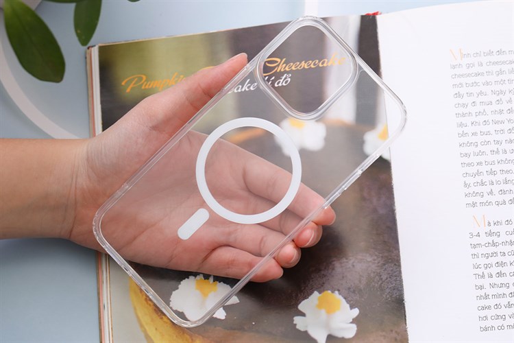 Ốp lưng Magsafe iPhone 13 Pro Max Nhựa dẻo CRTSTAL JM Màu Trắng