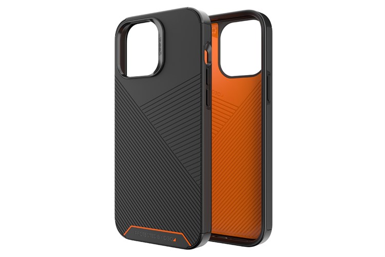 Ốp lưng iPhone 13 Pro Max Silicone Gear4 Denali Chính hãng Màu Đen