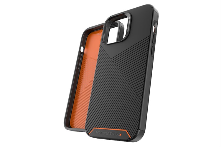 Ốp lưng iPhone 13 Pro Max Silicone Gear4 Denali Chính hãng Màu Đen