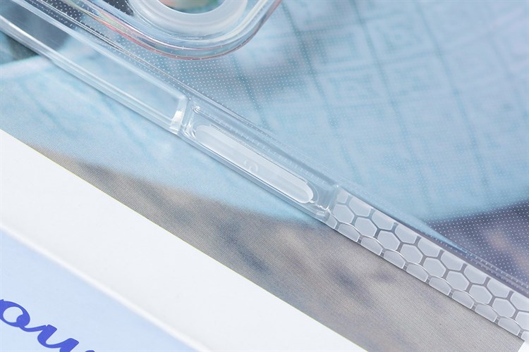 Ốp lưng iPhone 13 Pro Max Nhựa dẻo Wheel TPU JM Màu Trắng