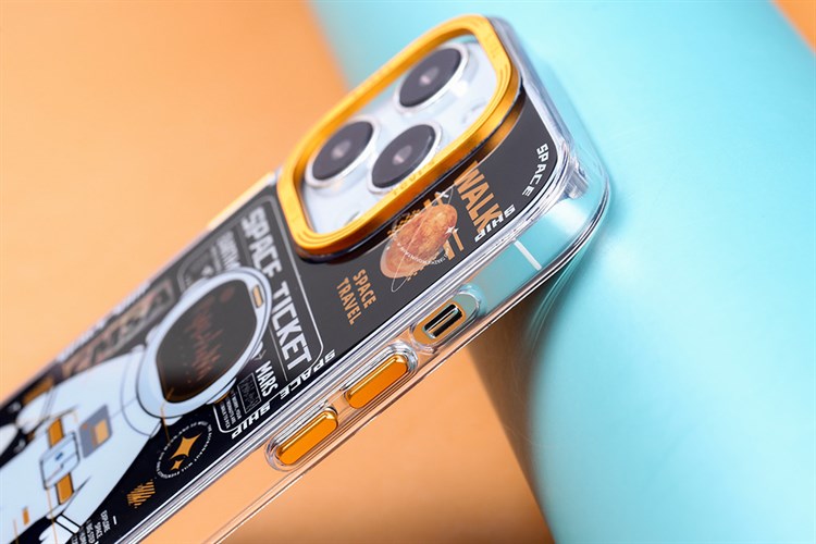 Ốp lưng iPhone 14 Pro Max Nhựa cứng viền dẻo TGVIS Phi hành gia Chính hãng Màu Đen