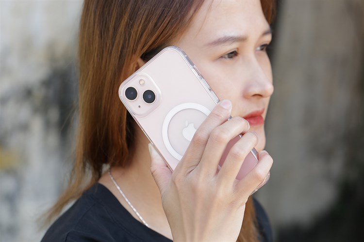 Ốp lưng MagSafe iPhone 13 Nhựa cứng viền dẻo ROCKROSE Chính hãng Màu Trắng