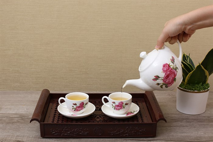 Bộ 14 món ấm trà sứ Minh Châu hoa hồng MC-BAT02