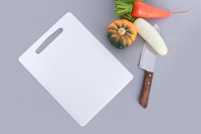 Thớt nhựa chữ nhật 31 x 23.5 Pioneer TH 001
