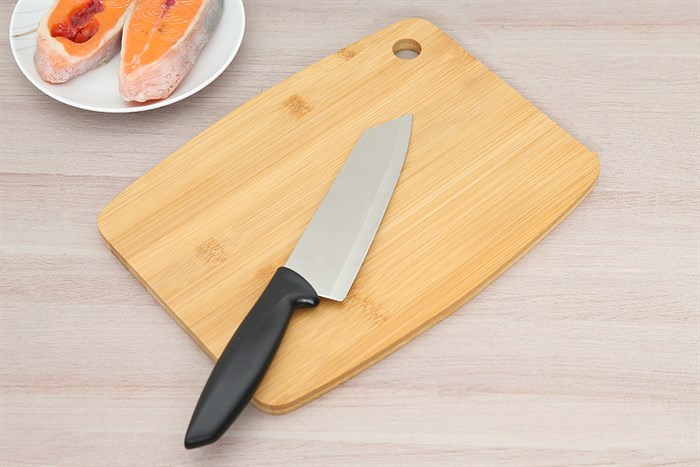 Thớt thái tre thái chữ nhật 28 x 21 cm Delites SC2812-NHAT Màu Nâu