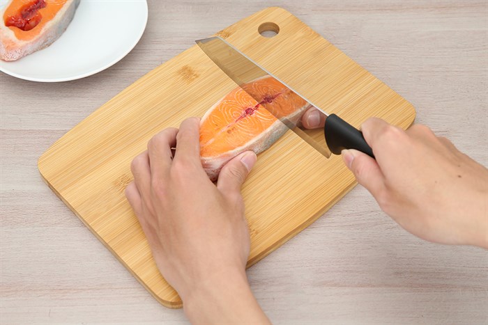 Thớt thái tre thái chữ nhật 28 x 21 cm Delites SC2812-NHAT Màu Nâu