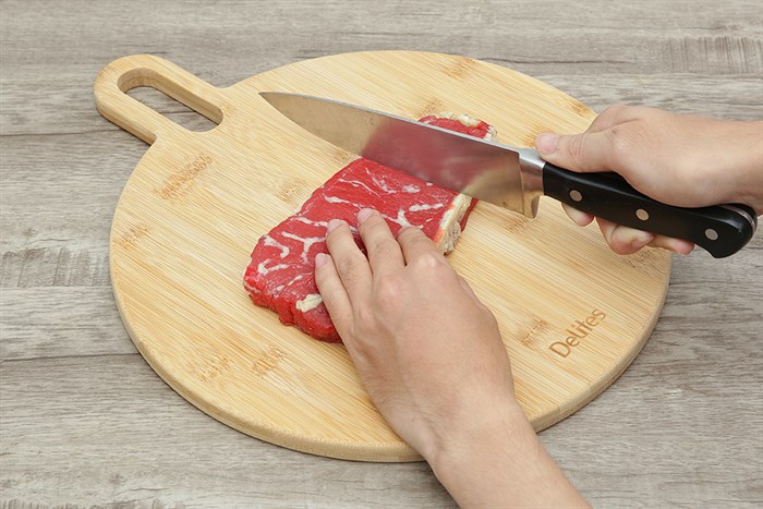 Thớt thái tre tròn 32 cm Delites BG21022 Màu Nâu