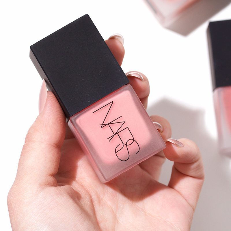 12. Má hồng Nars Liquid Blush màu Dolce Vita (Khoảng 867.000 VNĐ)