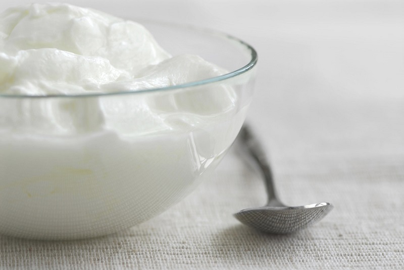 Tắm trắng tại nhà bằng sữa chua – bạn đã biết chưa?
