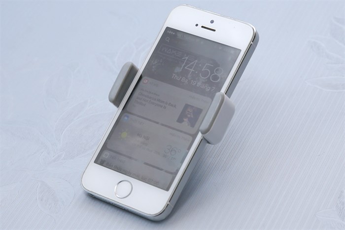 Đế điện thoại xe hơi eSaver JHD-96 Màu Trắng - Xám