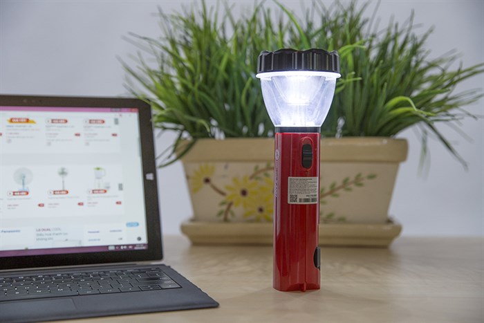 Đèn pin sạc đa năng DMX DS003 Màu Đỏ