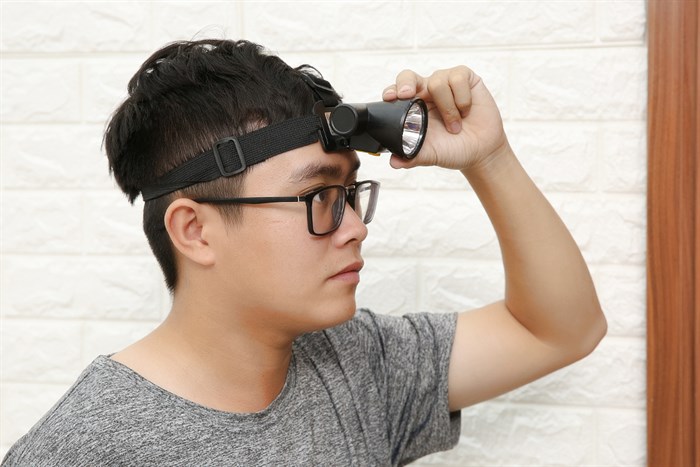 Đèn pin đội đầu YAGE YG-U107 Màu Đen