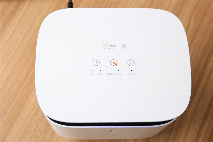 Đèn bắt muỗi YAGE YG-M002 Màu Trắng